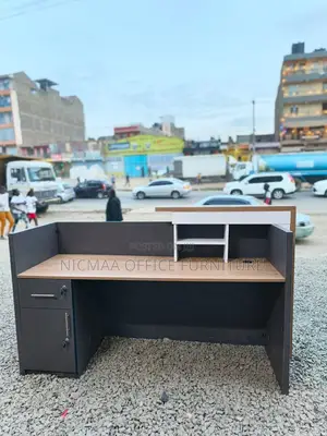 1800mm Bold Design Modern Reception Desk