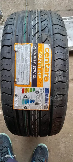 214 40r17 Centara