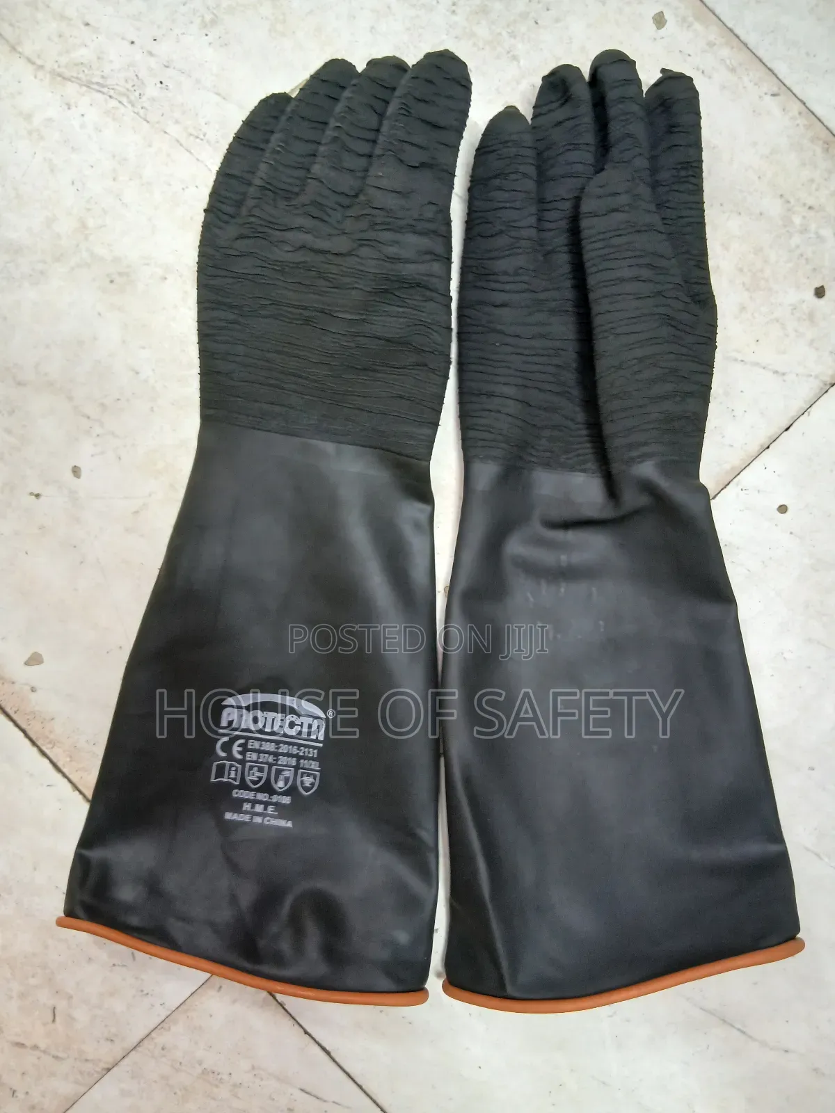 High Standards Black Safety Gloves