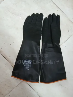 High Standards Black Safety Gloves