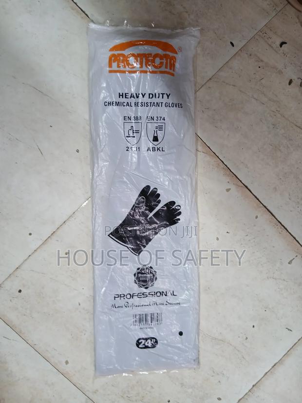 Heavy Duty Chemical Resistance Gloves 24 Inches