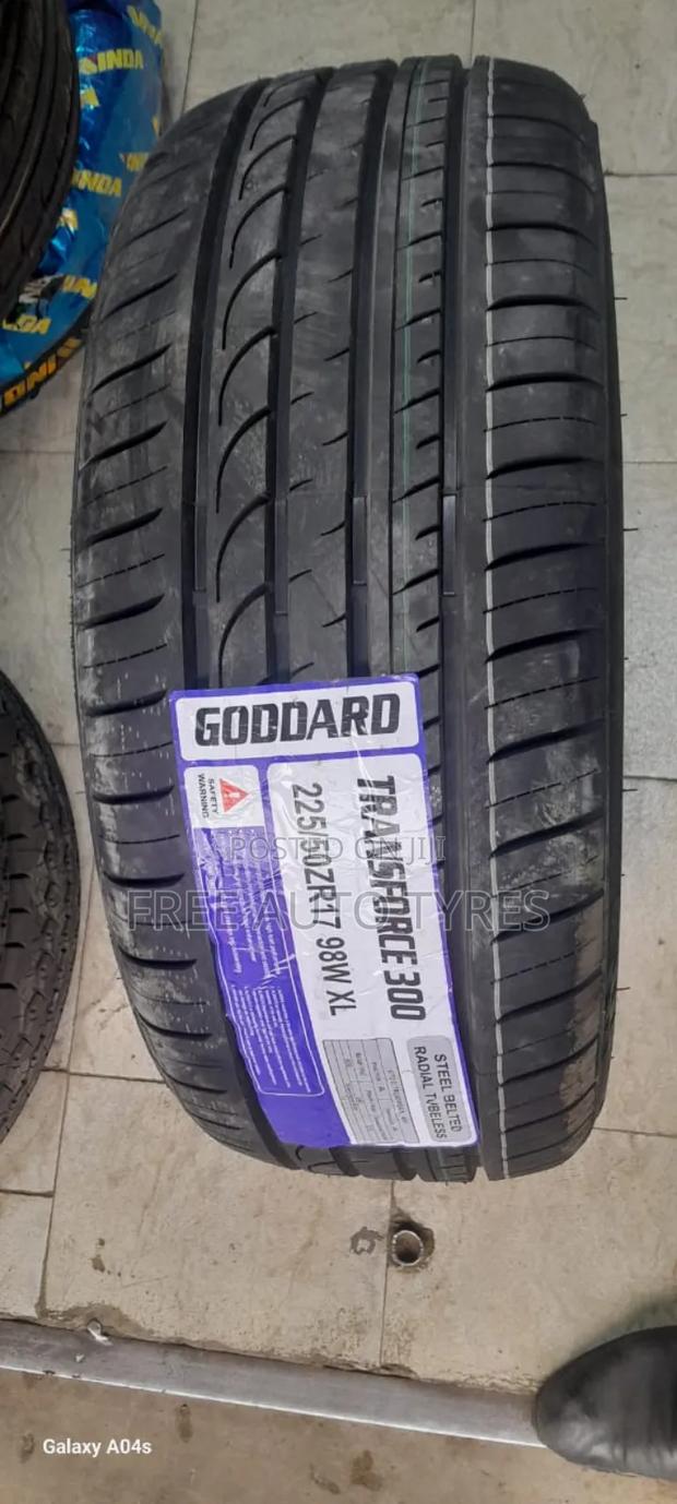 225 50r17 Goodard