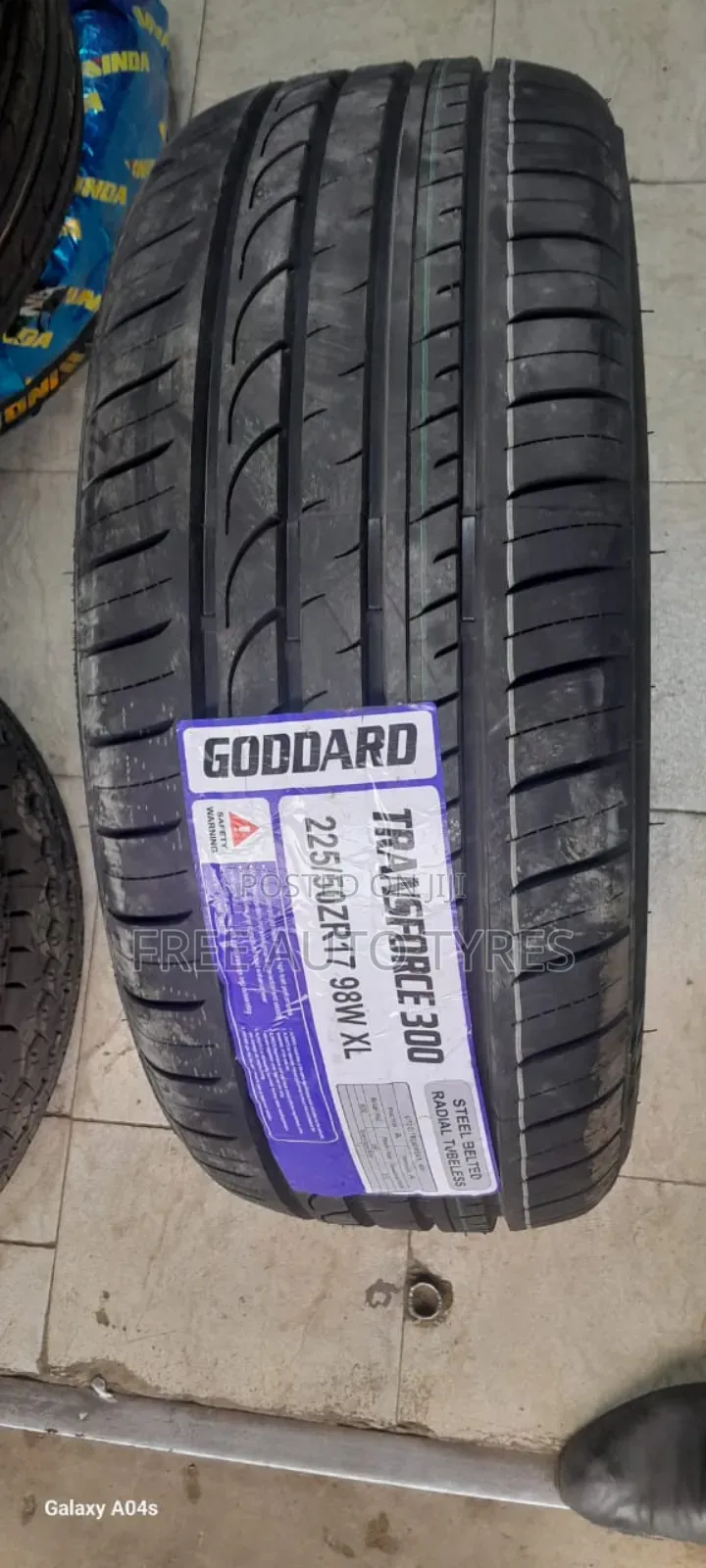 225 50r17 Goodard