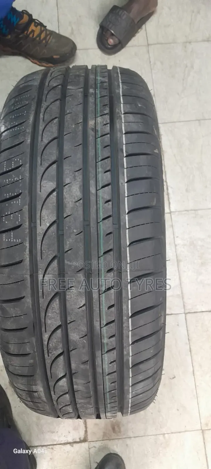 225 50r17 Goodard