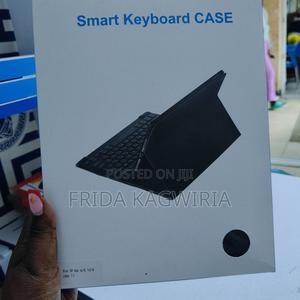 Smartkeyboard Flip Case For iPad Air 5 10.9" - main view
