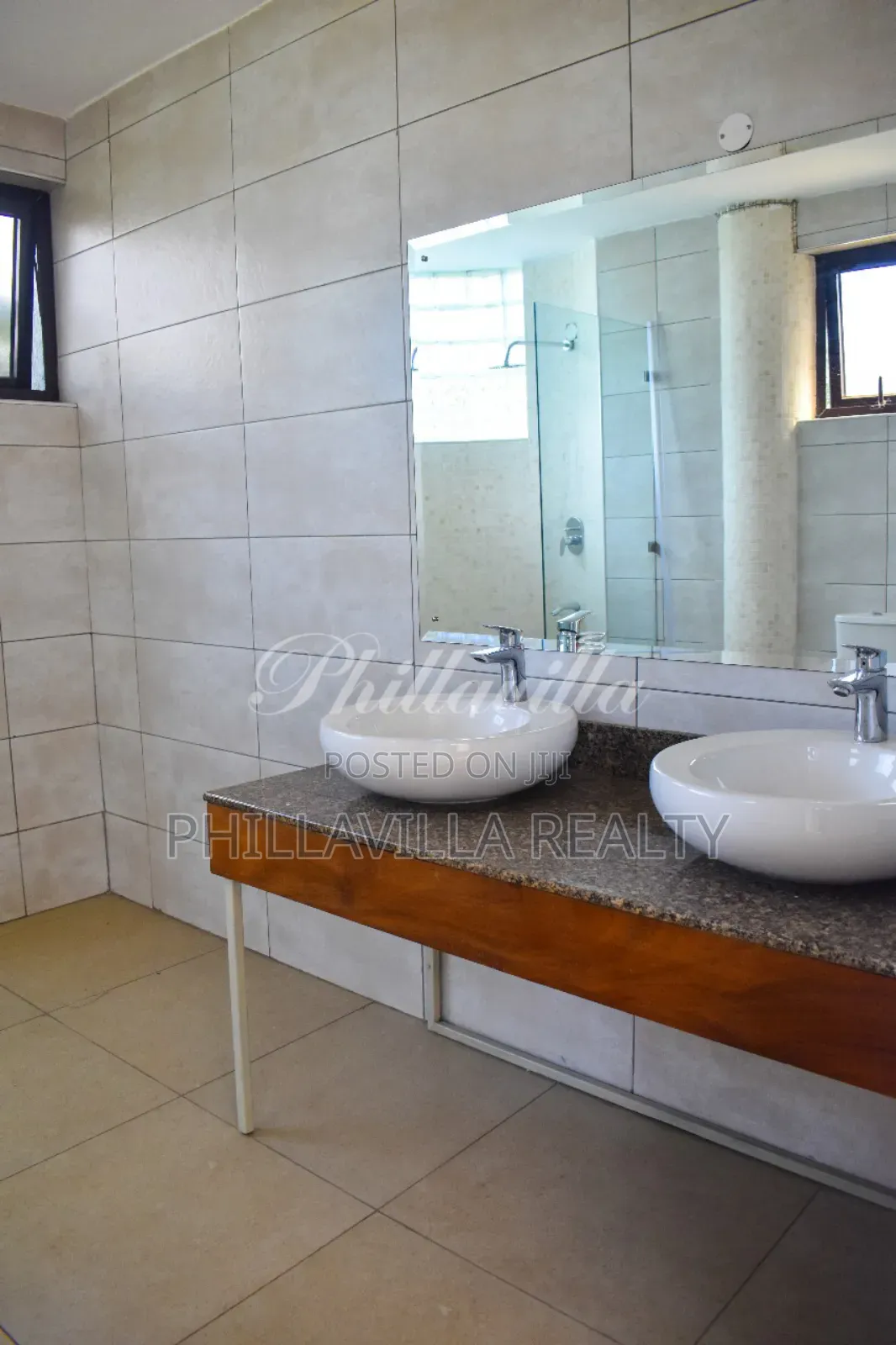 3bdrm Apartment in Riverside Drive for rent