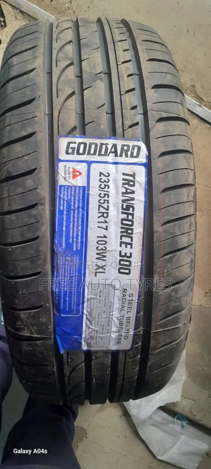 235 55r17 Goodard