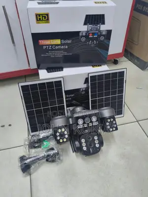 Three Lens Solar PTZ Security Camera With Dual Solar Panels