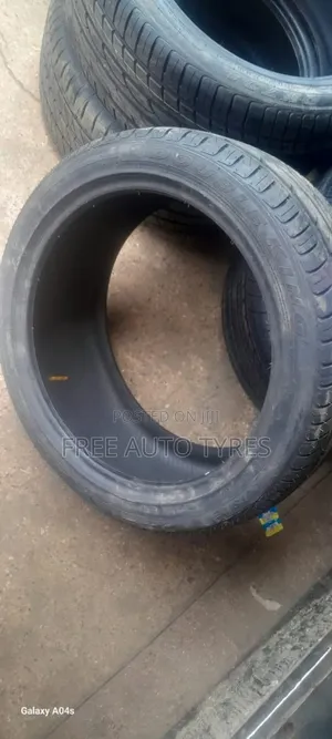 245 40r18 Doubleking
