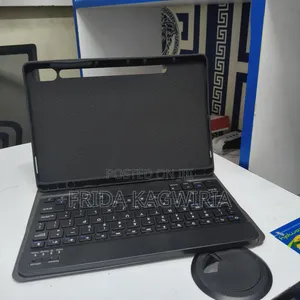 Samsung Galaxy Tab S9 Smart Keyboard Flip Case