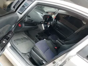 Toyota Wish 2017 Silver
