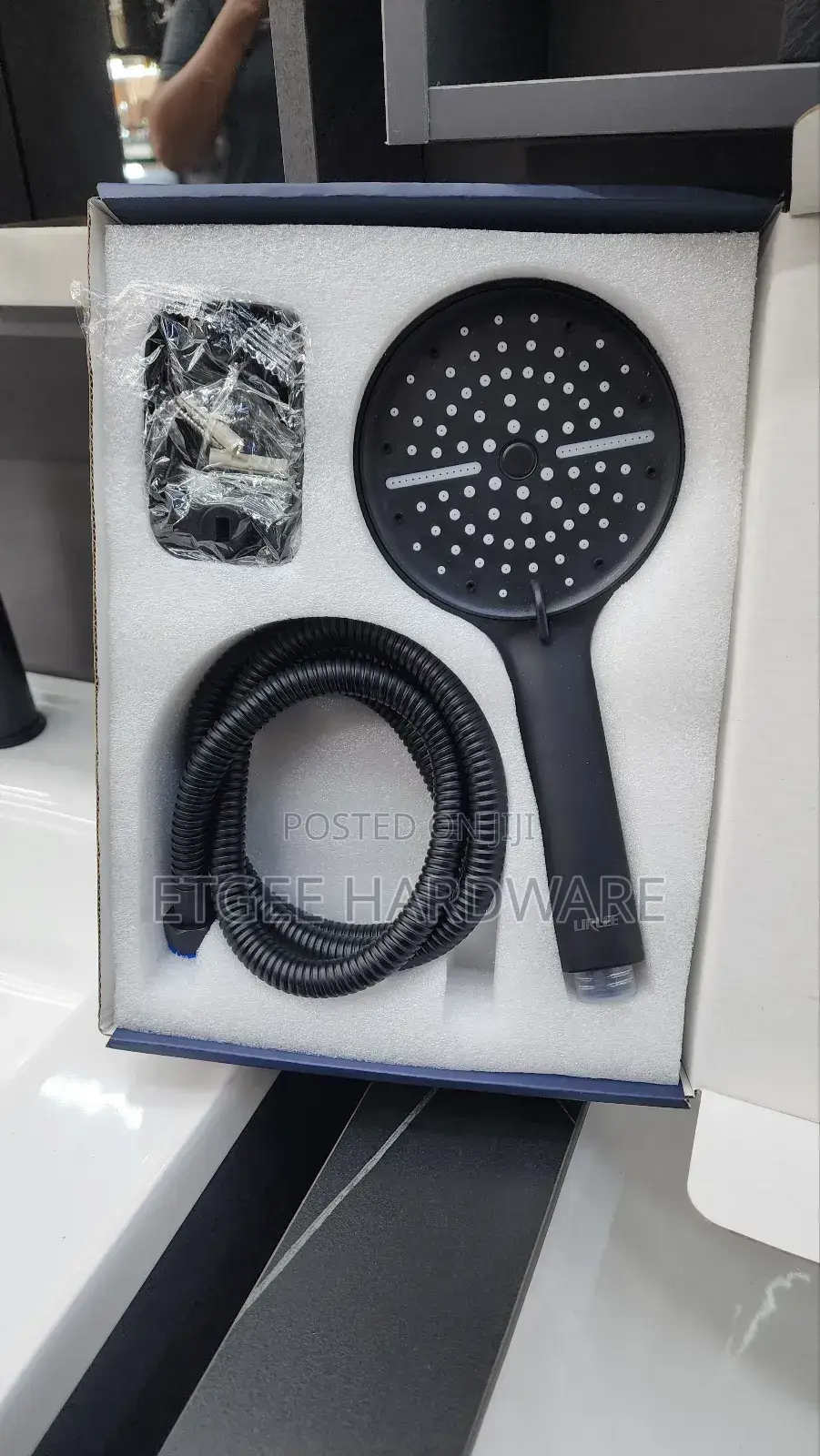 Black Telephone Shower L