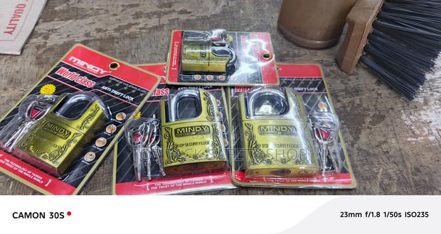 Mindy Heavy Duty Padlock - thumbnail 3
