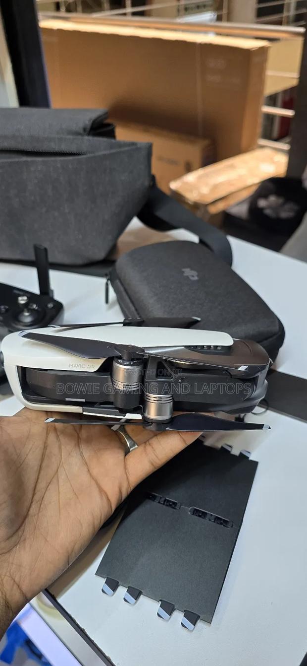 Dji Mavic Air Drone - thumbnail 3