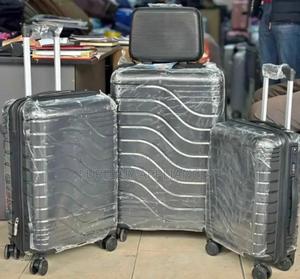4in1 Rubber Suitcase With Makeup Bag - thumbnail 2