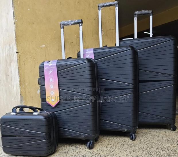 4in1 Rubber Unbreakable Suitcase With Makeup Bag - thumbnail 3