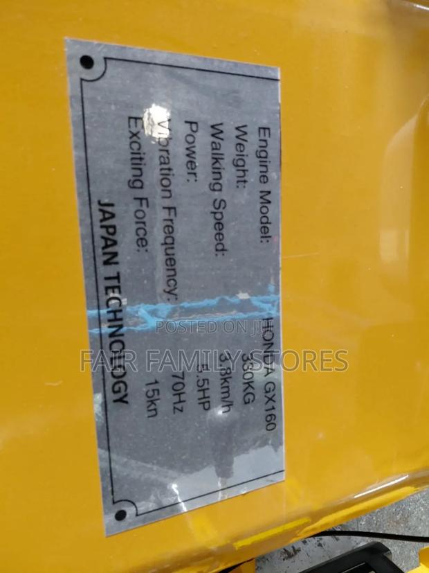 Single Drum Roller With Honda Petrol Engine - thumbnail 4