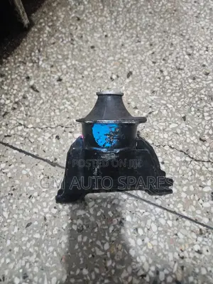 Honda CRV 2016 Engine Mounting