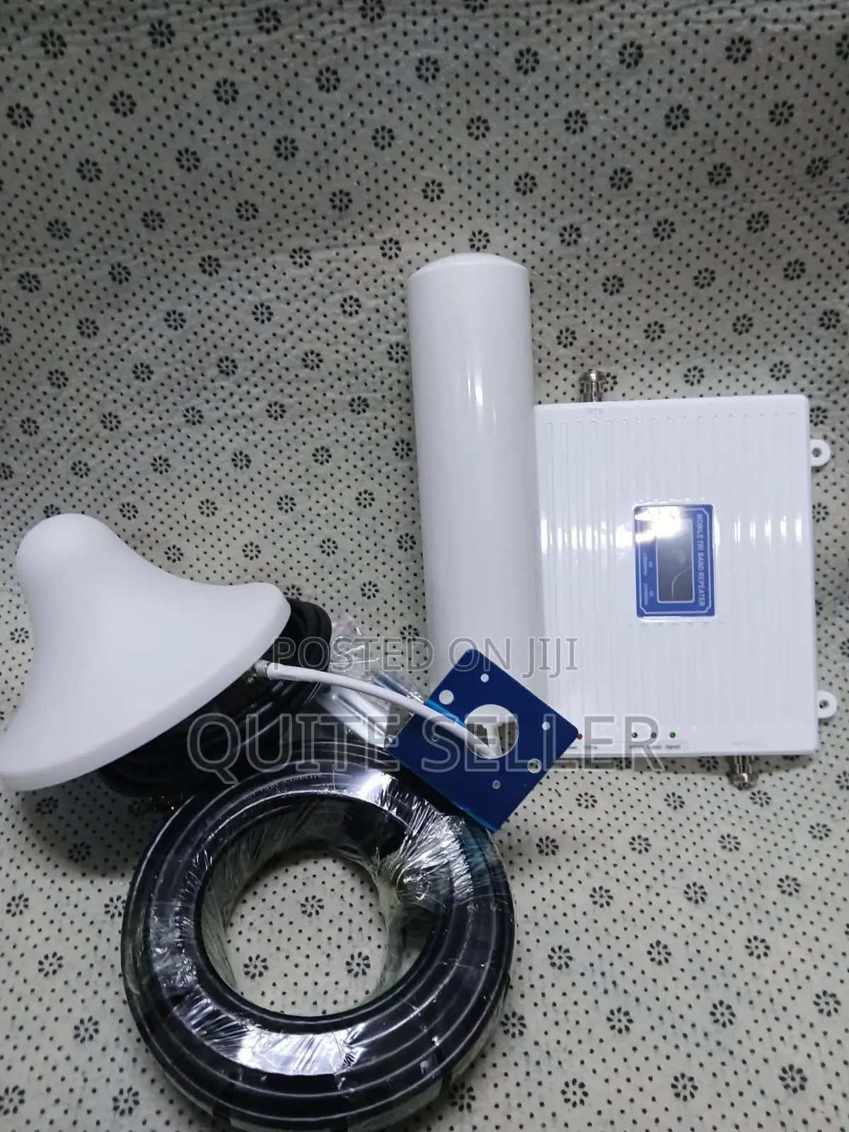 GSM Network 2g/3g/4g Mobile Signal Booster Repeater