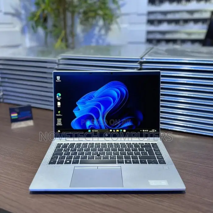 Laptop HP EliteBook 830 G7 32GB Intel Core I7 SSD 512GB