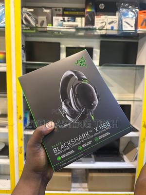 Razer Blackshark V2 Gaming Headset - thumbnail 2