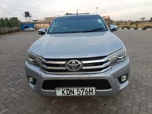 Toyota Hilux 2016 Silver