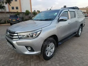 Toyota Hilux 2016 Silver