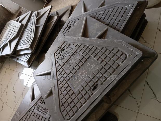 Manhole Cover 700*700mm - thumbnail 2
