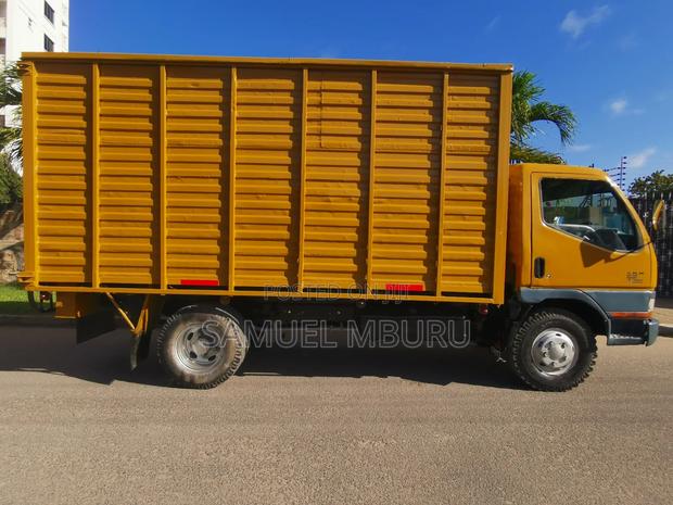 Mitsubishi Canter 4d32 - thumbnail 2
