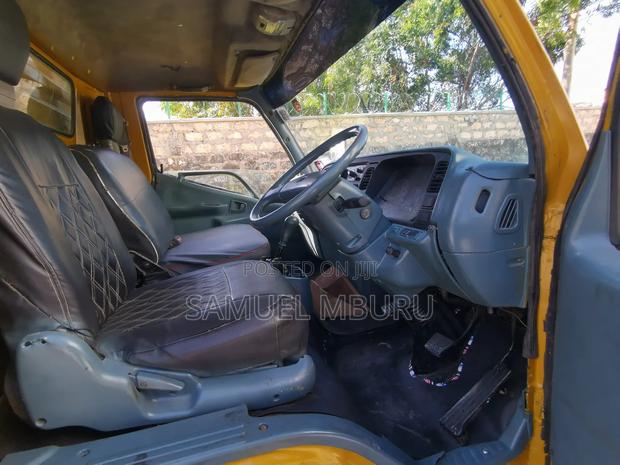 Mitsubishi Canter 4d32 - thumbnail 10