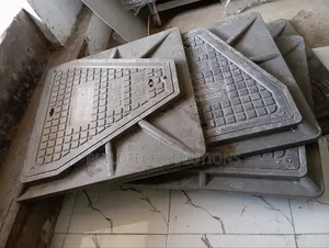 Heavy Duty Manhole Cover ( 70× 70 Cm)