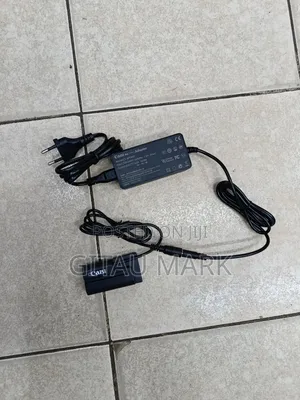Caisi Np F550/570/ External Battery Adapter