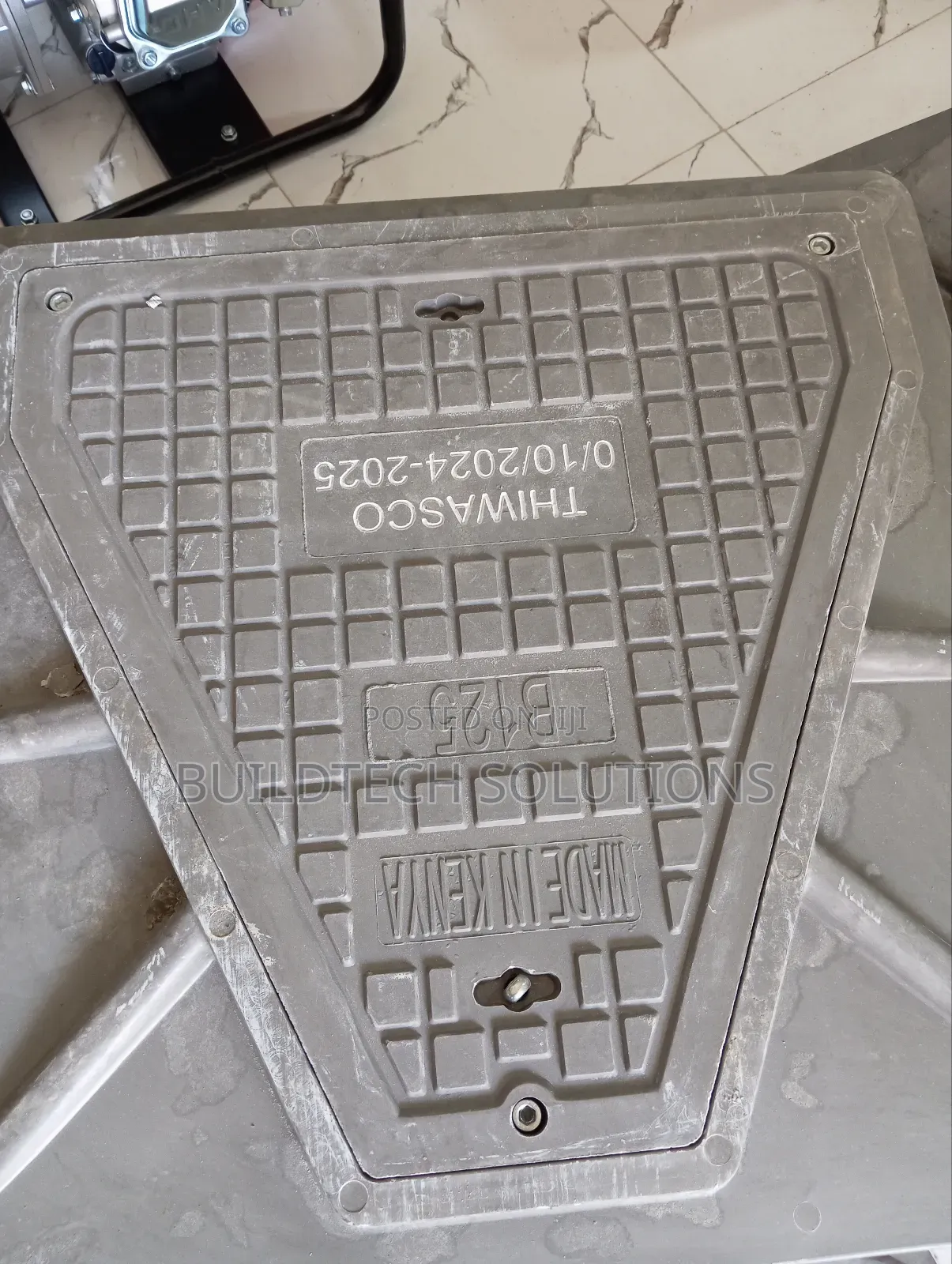 Fibre Manual Cover 700mm×700mm