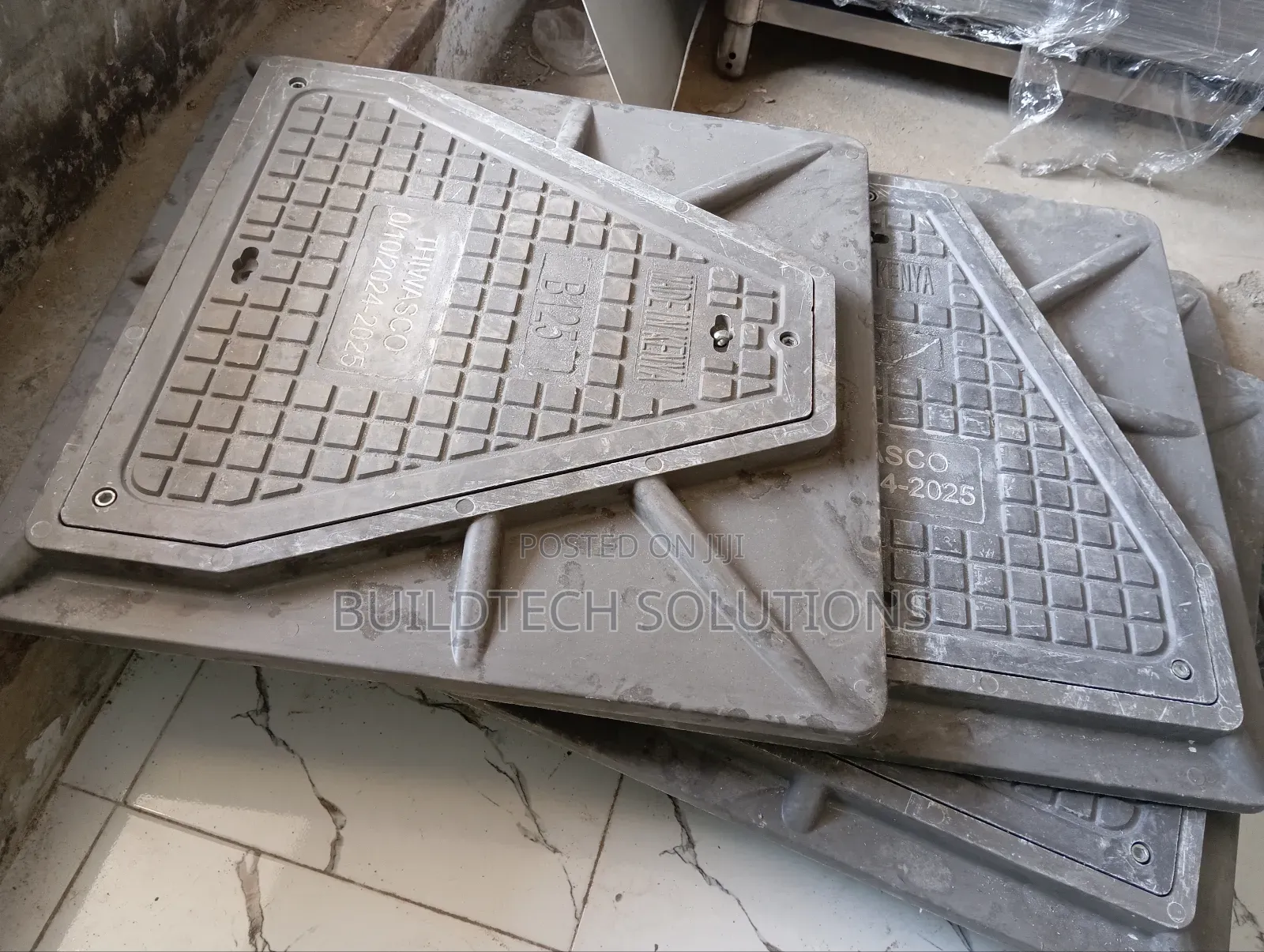(12.5t) Fibre Manholes