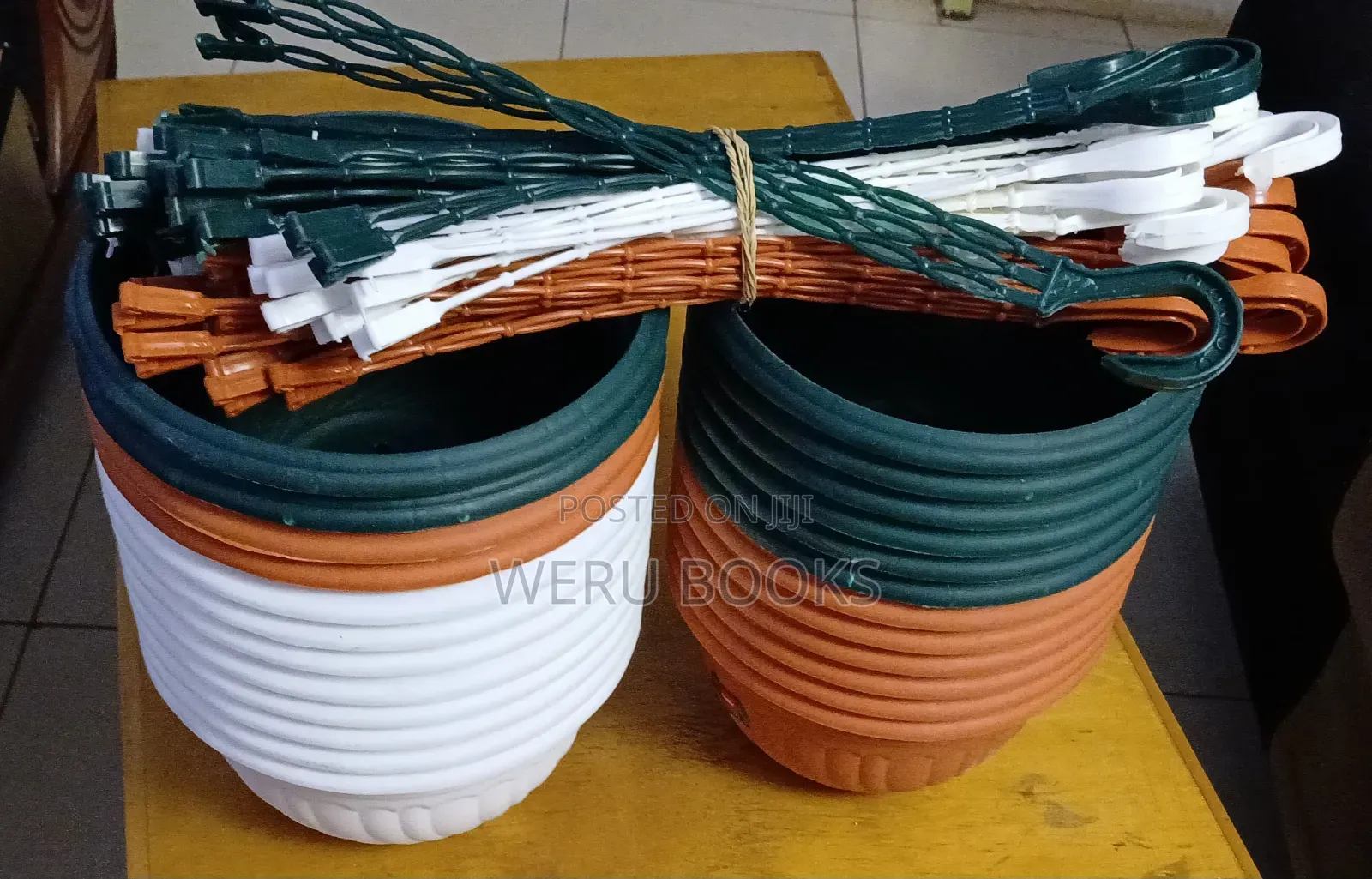 Hanging Pots Multicoloured