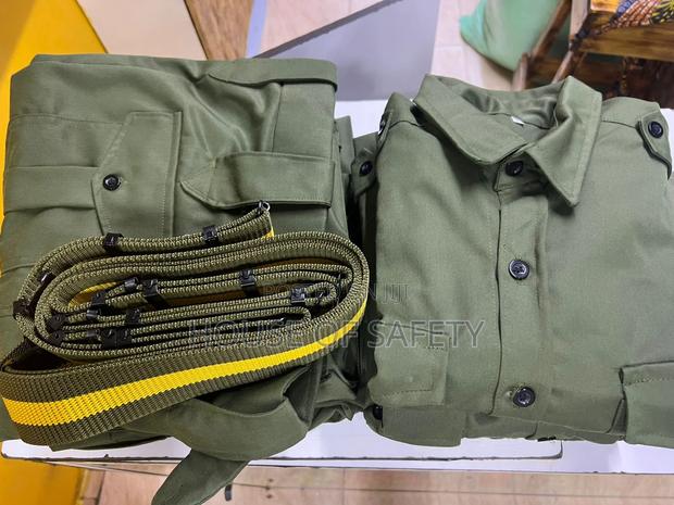 Green Juggle Green Safety Uniforms And Belt