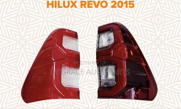Tail Lamp Hilux Revo 2015.