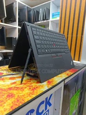 Laptop Lenovo ThinkPad X380 Yoga 8GB Intel Core I5 SSD 256GB