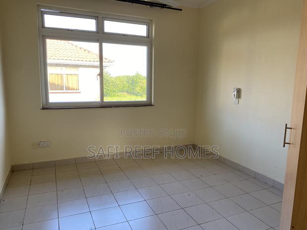 4bdrm Villa in Mtwapa for sale - thumbnail 15