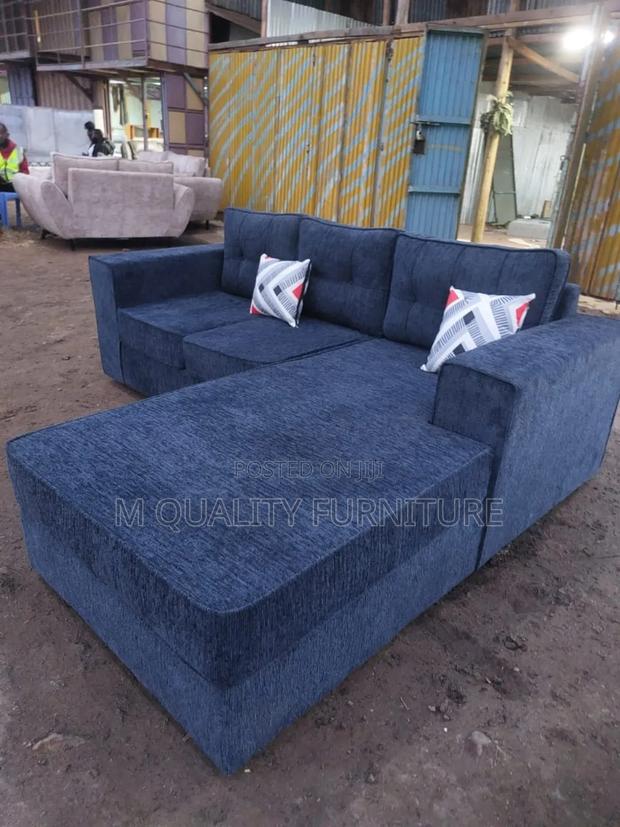 New 5 Seater Indoor Couches With Throw Pillows
