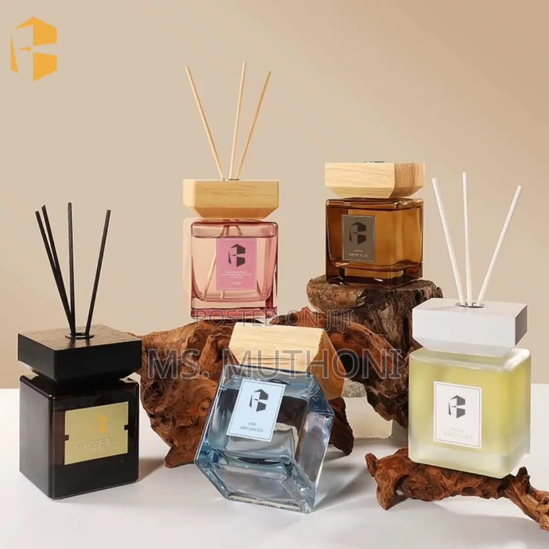 Large Home Fragrance Black Organic Essential Oil Base Reed Diffuser