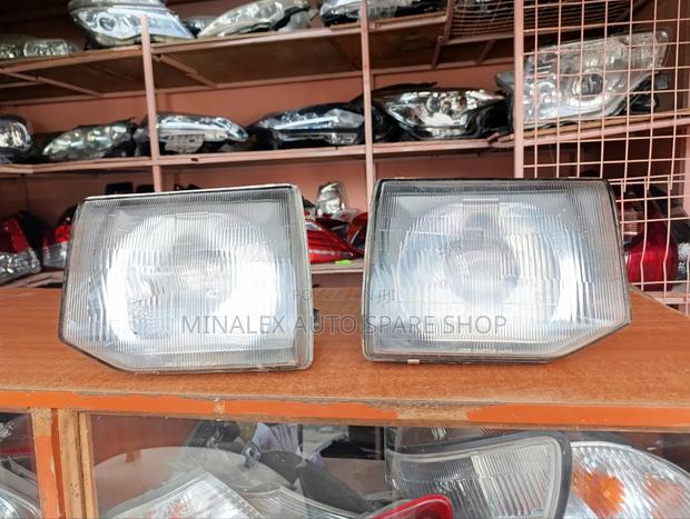 Pajero Simcard Headlights Complete With Bulb - main view