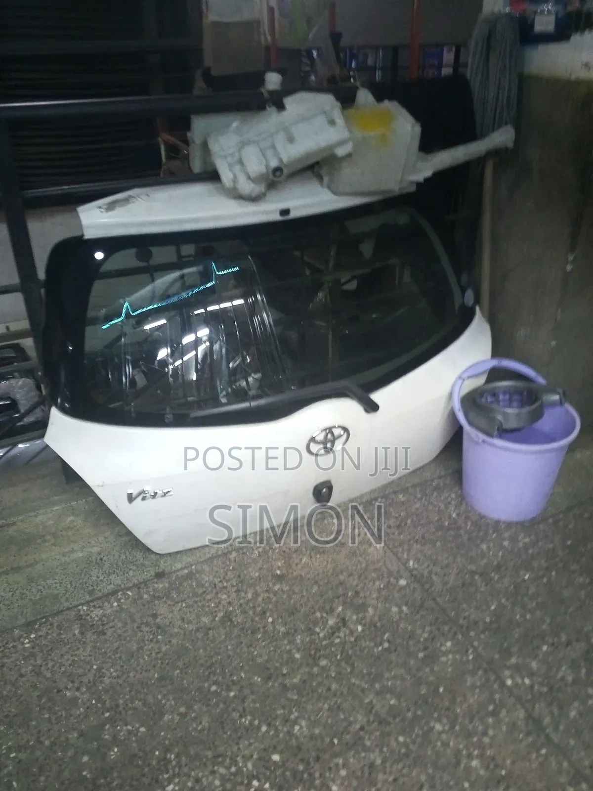 Vitz 2012 Boot