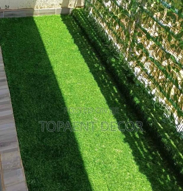 Lush Looks Artificial Green Balcony Grass