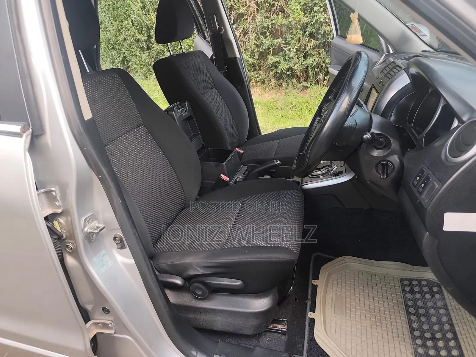 Suzuki Escudo 2008 Silver