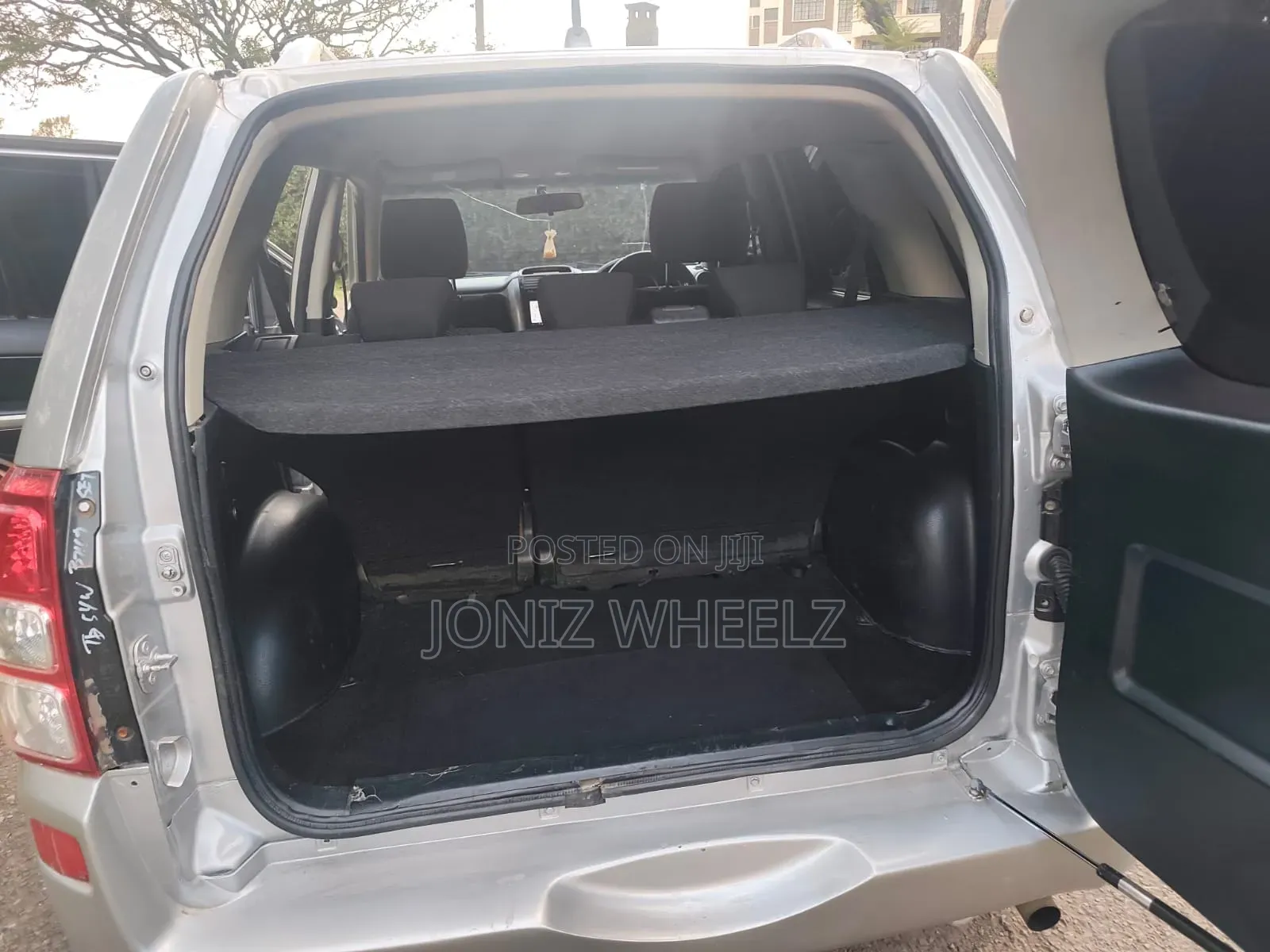 Suzuki Escudo 2008 Silver
