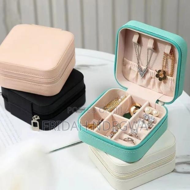 *Portable Jewelry Travel Case Organizer - thumbnail 2