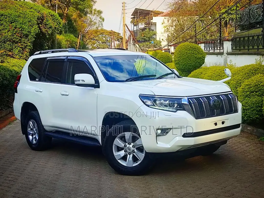 Toyota Land Cruiser Prado 2.8 2019 White