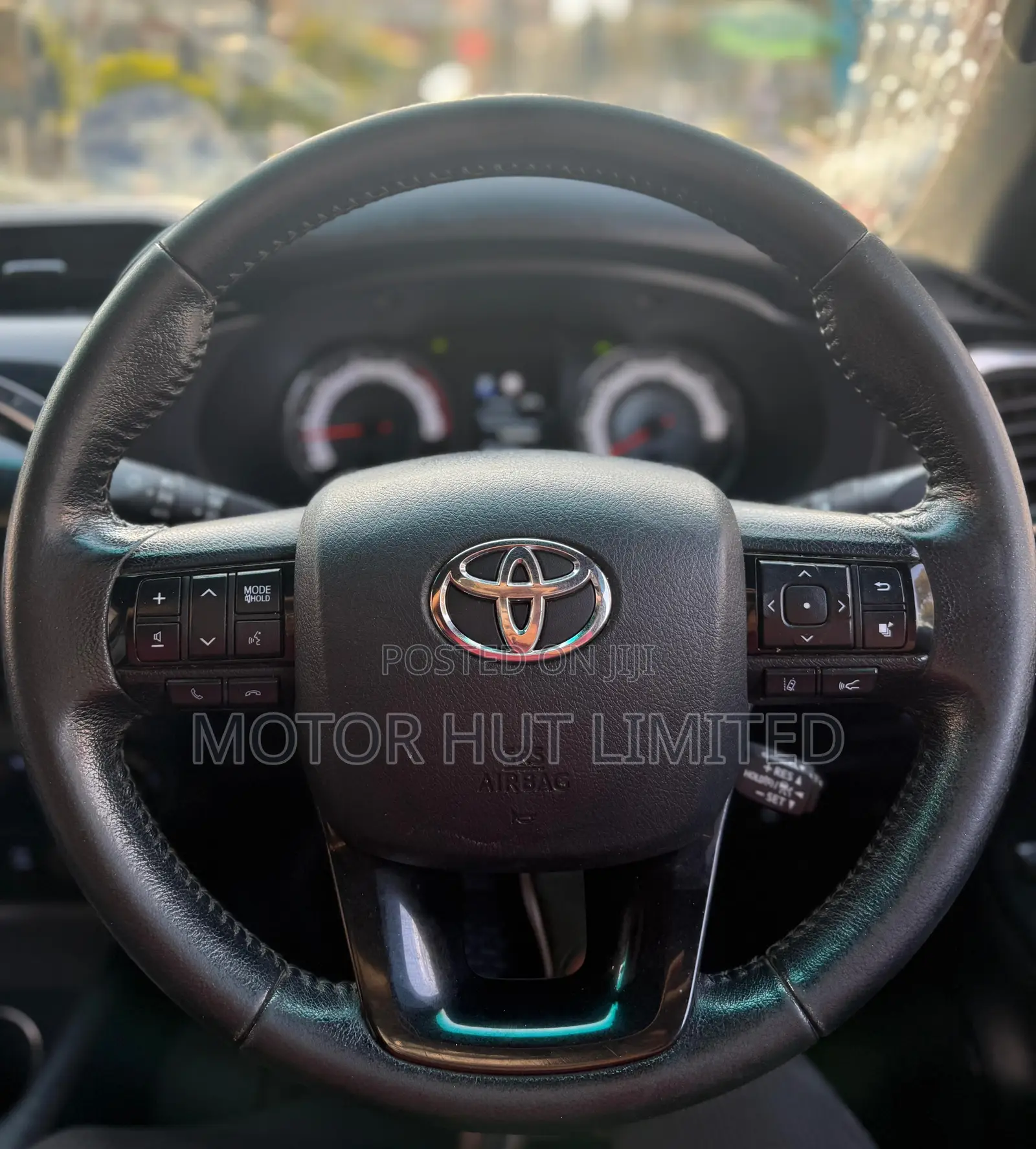 Toyota Hilux 2.4 Diesel 2020 White