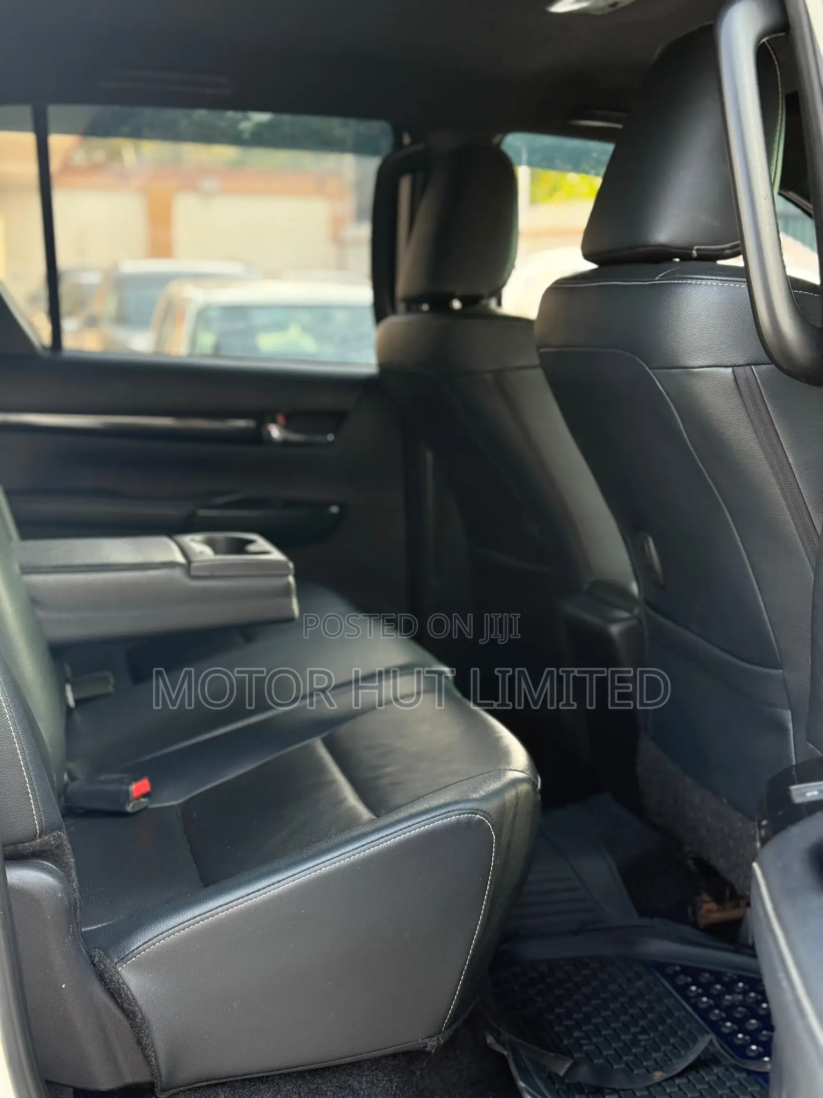 Toyota Hilux 2.4 Diesel 2020 White